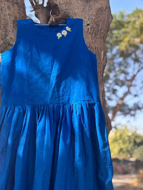 The Azure Meadow clasaic dress